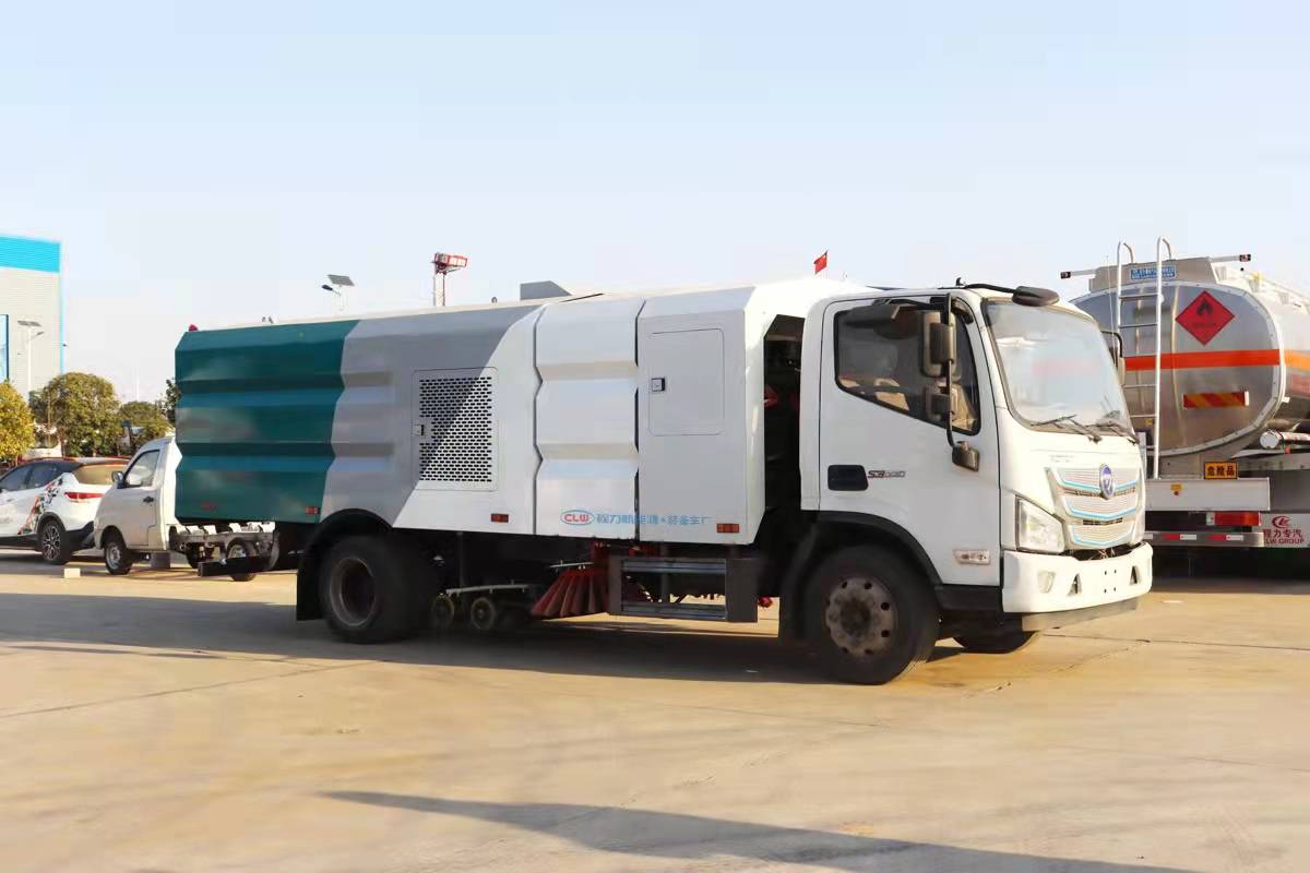福田歐馬可純電動(dòng)洗掃車(chē)